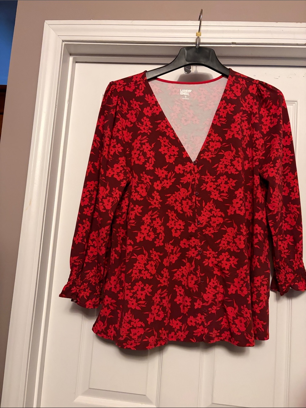 Lands' End Red Floral V-Neck Knit Blouse